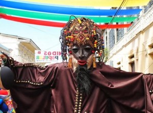Un diablo, máscara característica del carnaval vegano.