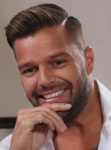 El astro boricua, Ricky Martin, con el nuevo estilo.
